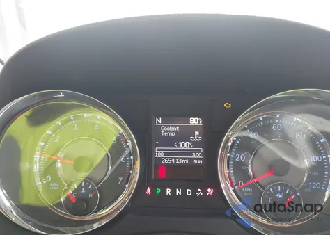 2015 Chrysler Town & Country Touring z USA, uszkodzony, nr VIN 2C4RC1BG5FR715451